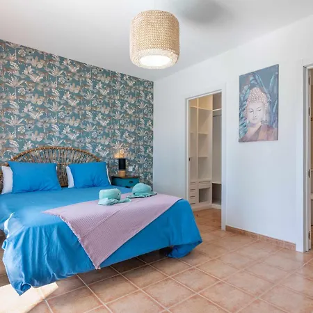 Сasa de vacaciones And Light Mini Golf Pool Luxury 7 Star